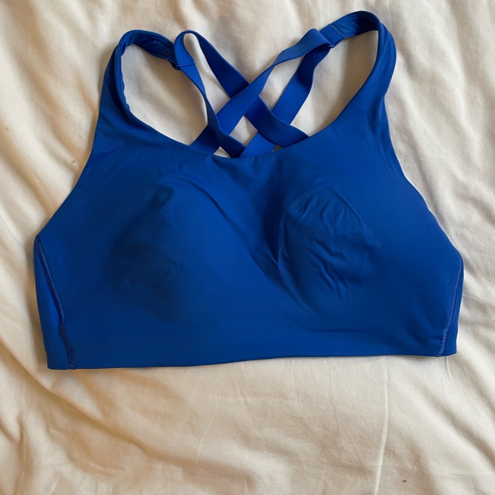 Lululemon sports bra Energy Bra size 36D